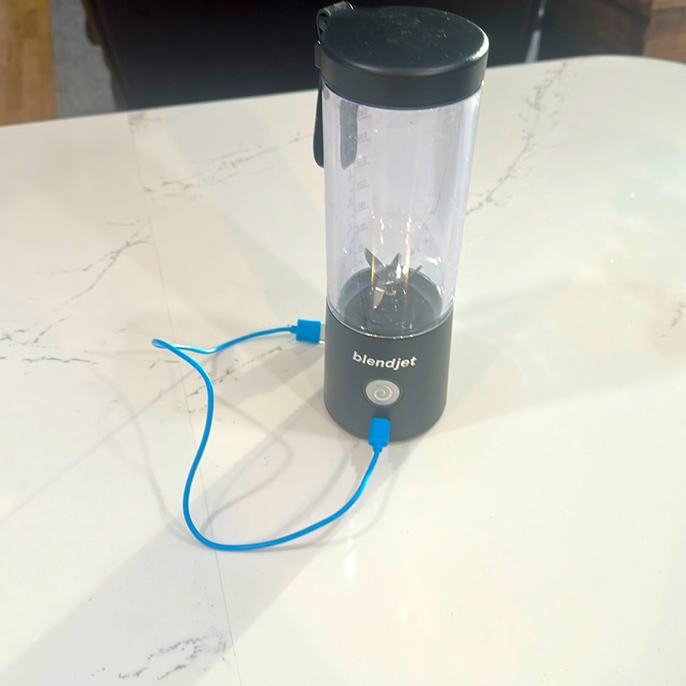 EUC❗️Blend-jet 2 Portable Blender - Black